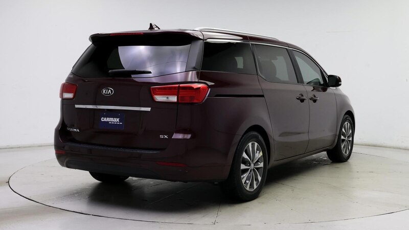 2016 Kia Sedona SX 8