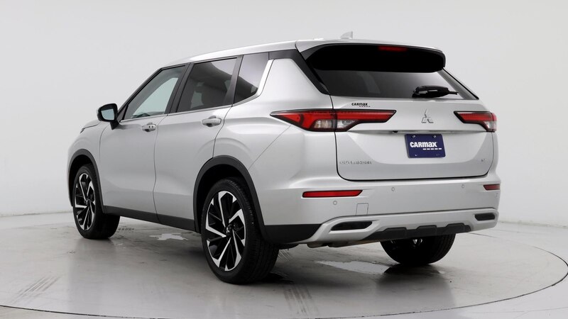 2022 Mitsubishi Outlander SE 2