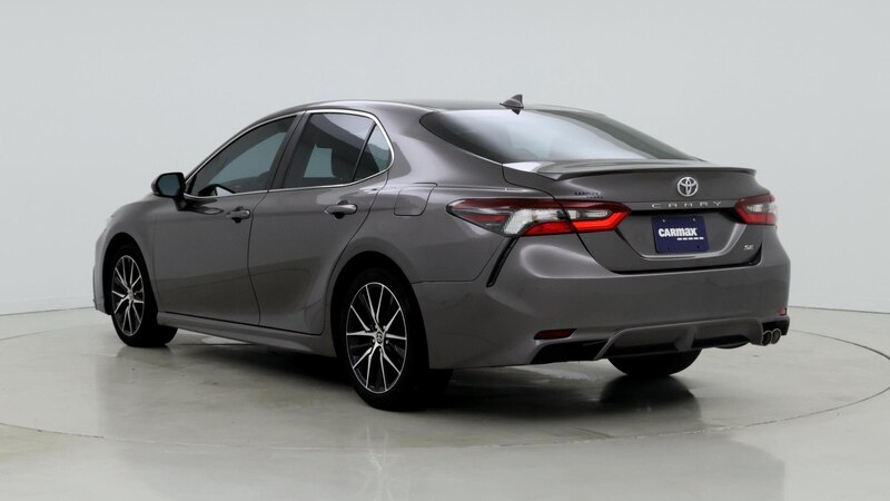 2023 Toyota Camry SE 2