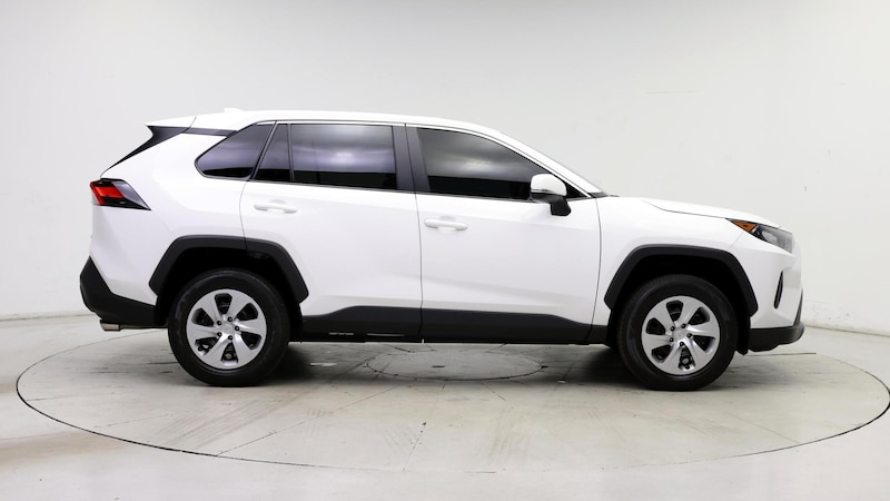 2022 Toyota RAV4 LE 7