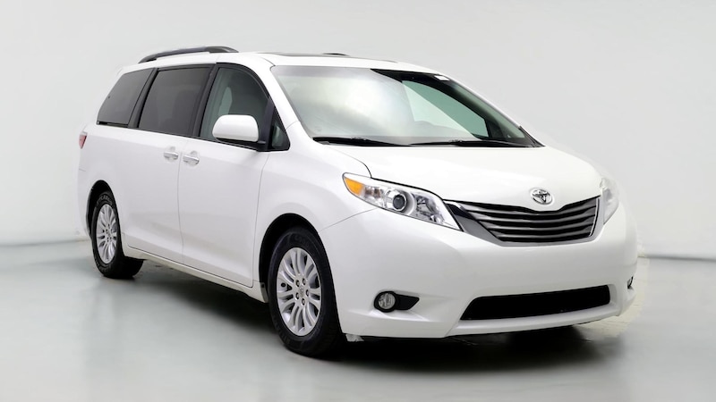 2015 Toyota Sienna XLE Premium Hero Image