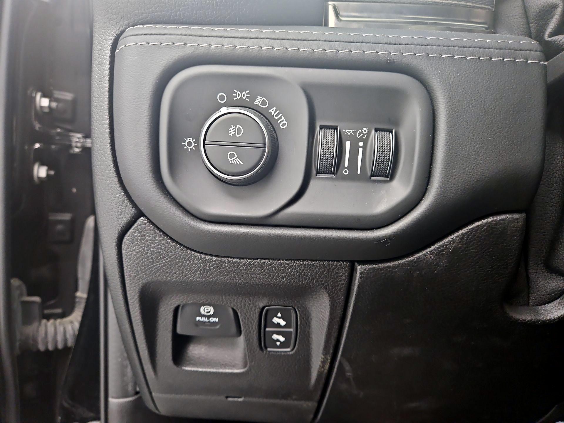 Thumbnail: 2021 RAM 1500 - 13