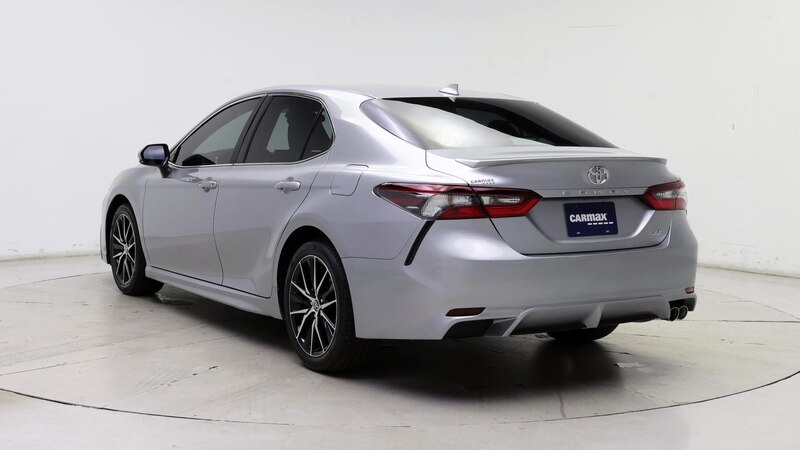 2024 Toyota Camry SE 2