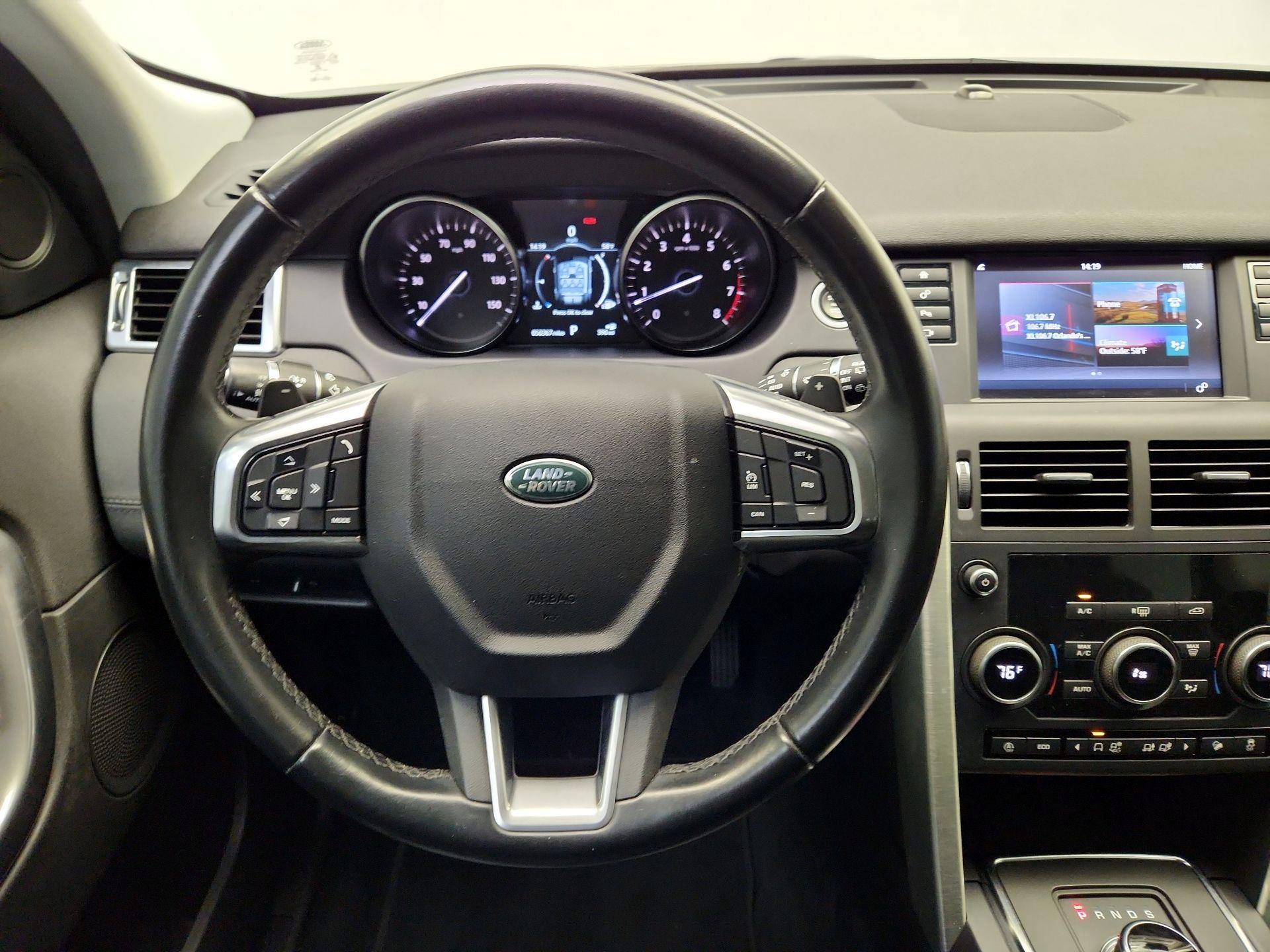 Thumbnail: 2019 Land Rover Discovery Sport - 10