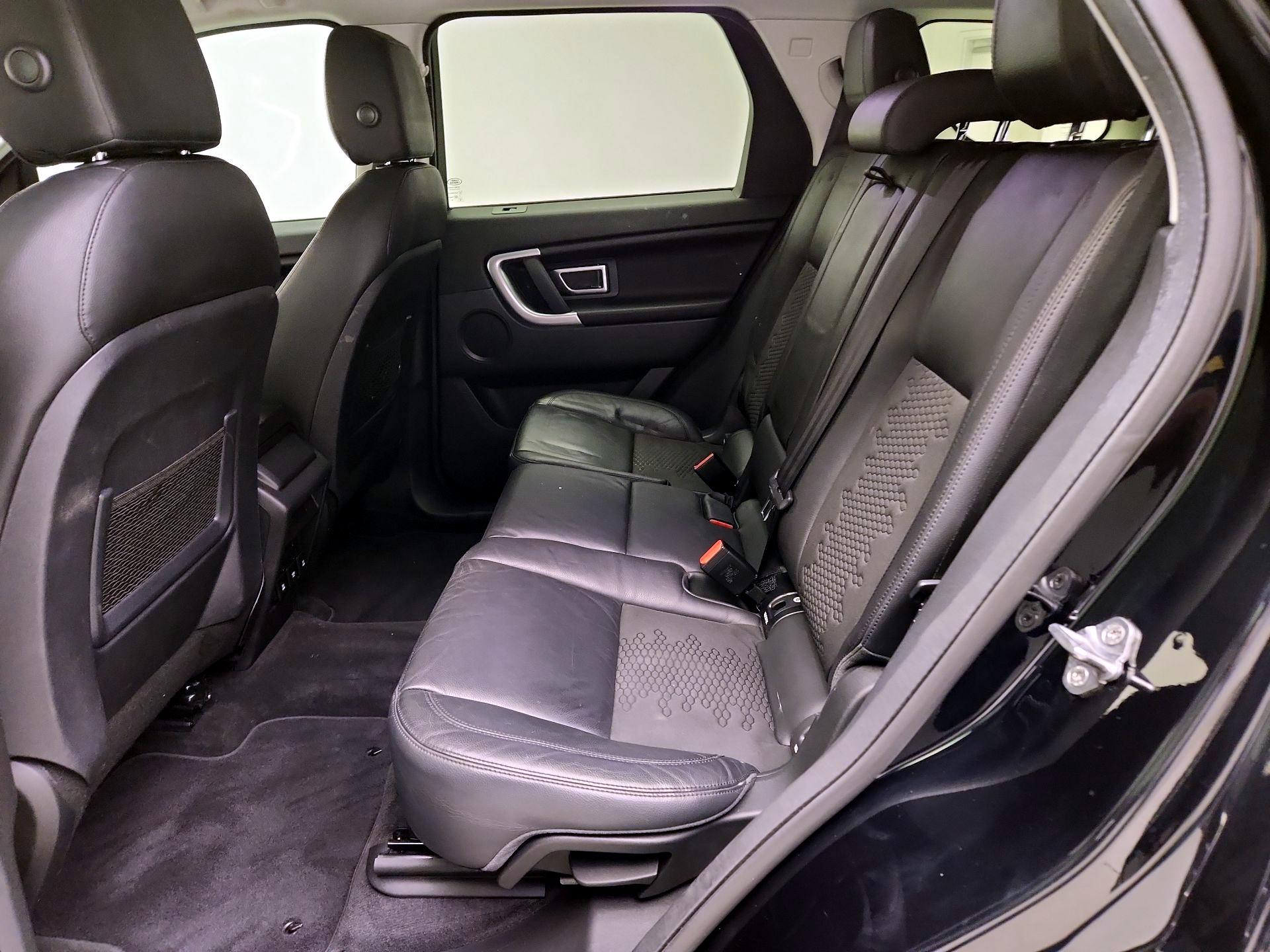 Thumbnail: 2019 Land Rover Discovery Sport - 19