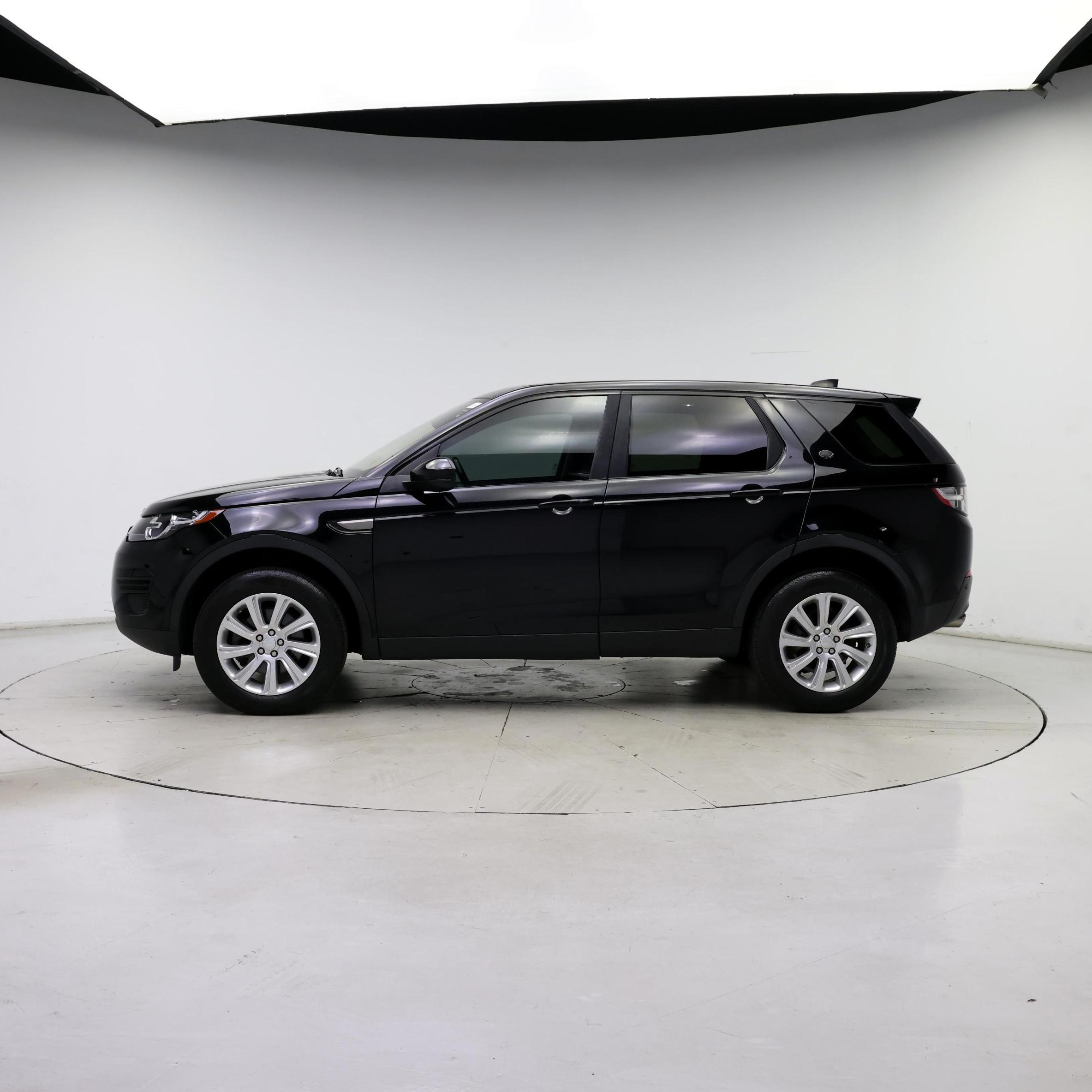 Thumbnail: 2019 Land Rover Discovery Sport - 3