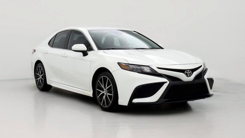 2021 Toyota Camry SE Hero Image