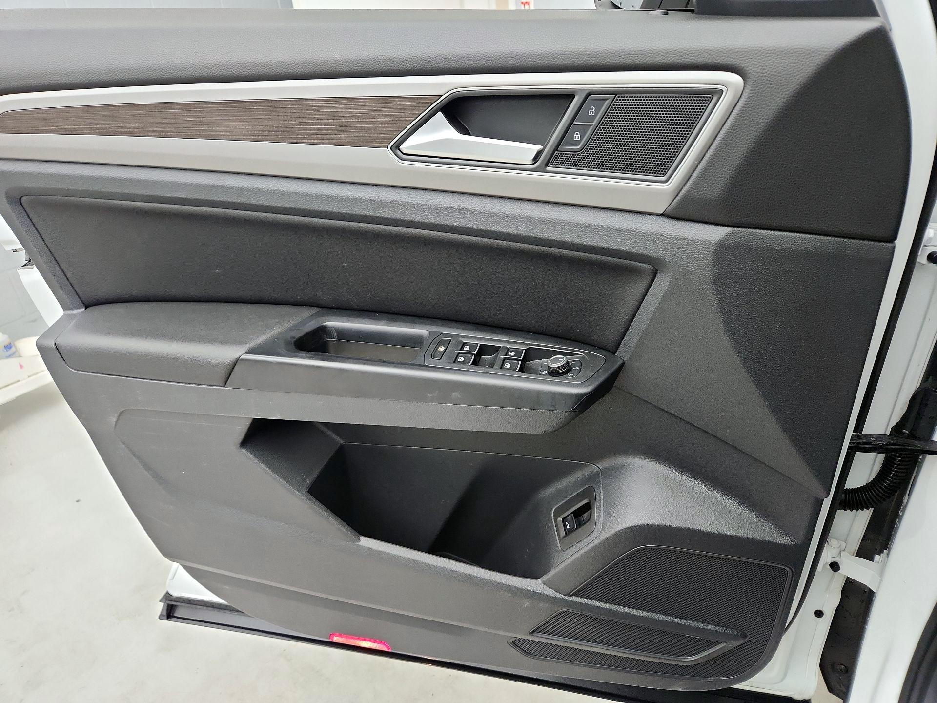 Thumbnail: 2019 Volkswagen Atlas - 12