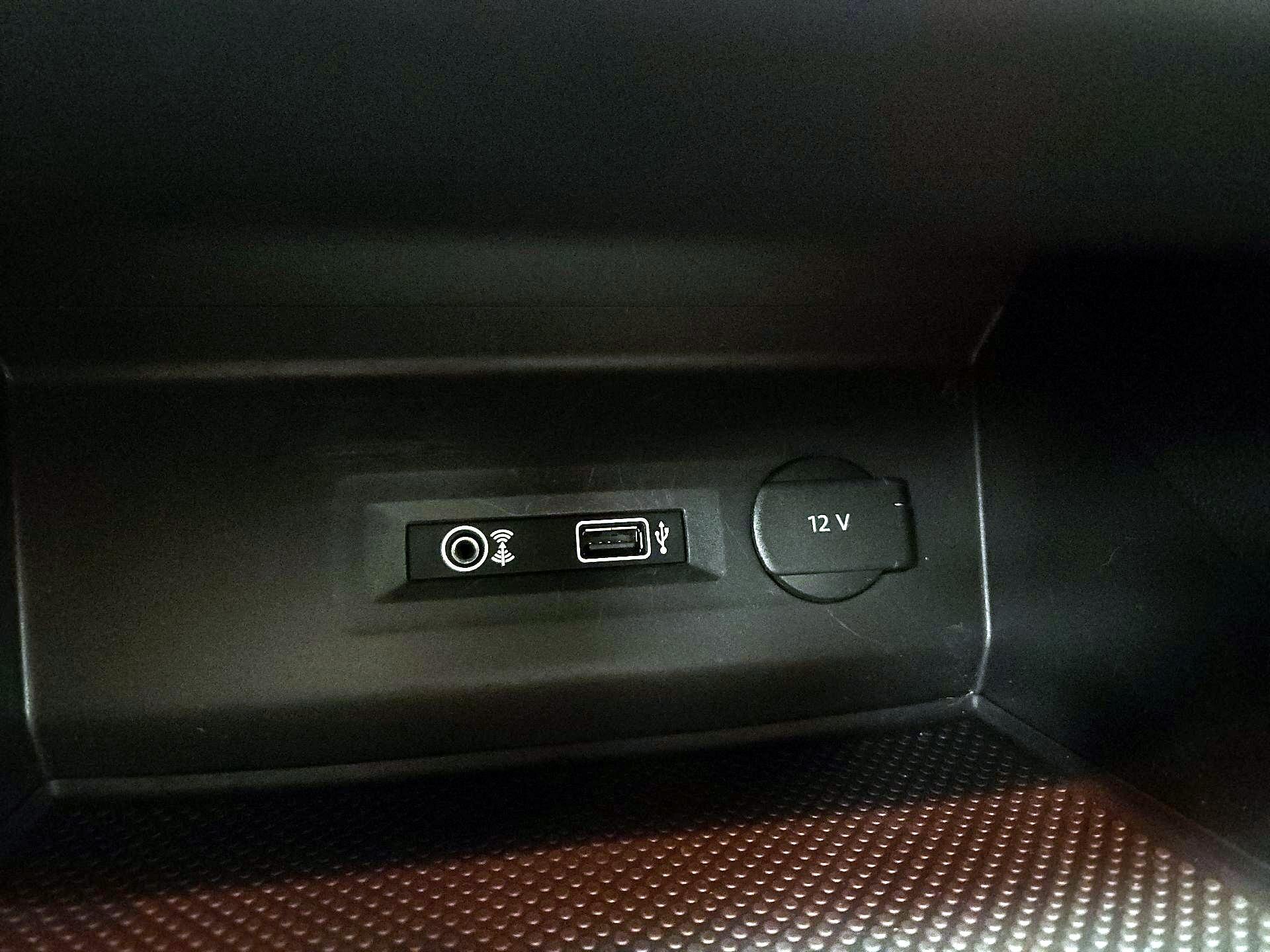 Thumbnail: 2019 Volkswagen Atlas - 18