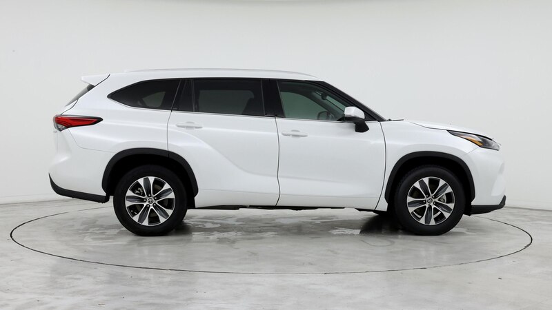 2022 Toyota Highlander XLE 7