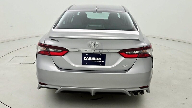 2022 Toyota Camry SE 6