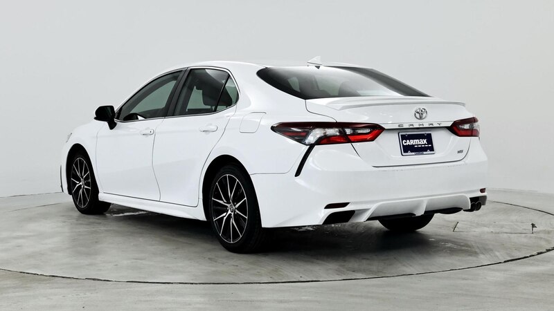 2021 Toyota Camry SE 2