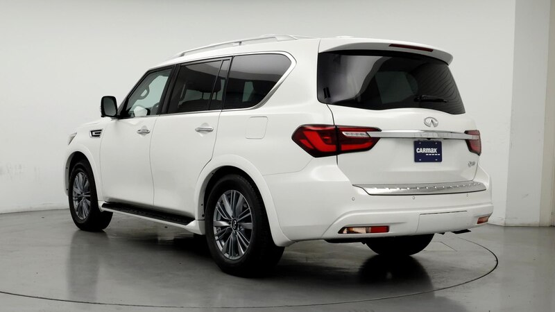 2022 INFINITI QX80 Luxe 2