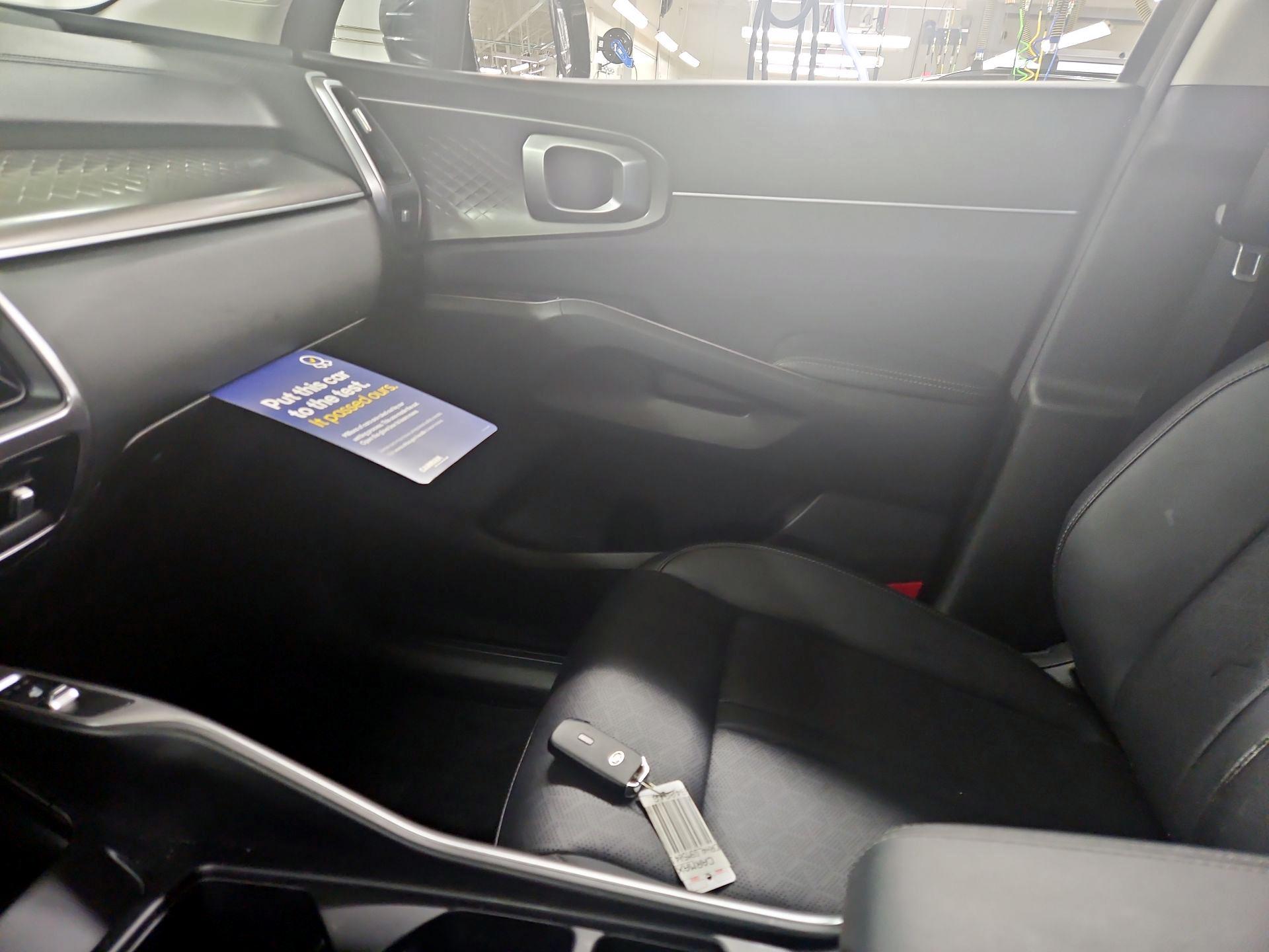 Thumbnail: 2021 Kia Sorento - 11