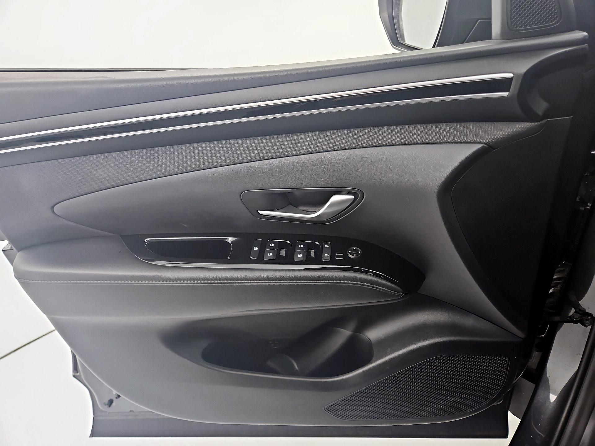 Thumbnail: 2022 Hyundai Tucson - 12