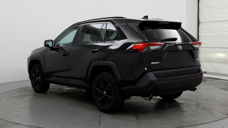 2021 Toyota RAV4 XLE 2