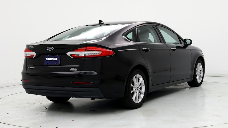 2020 Ford Fusion SEL 8