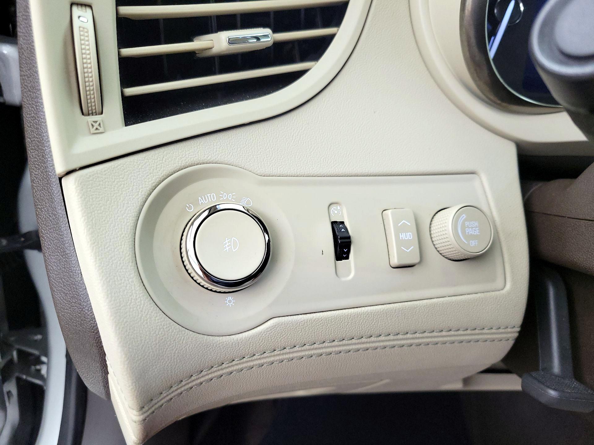Thumbnail: 2015 Buick LaCrosse - 13