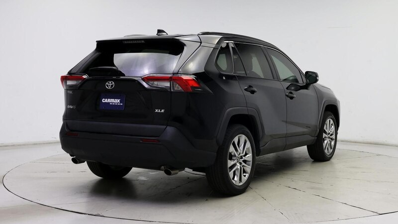 2020 Toyota RAV4 XLE Premium 8