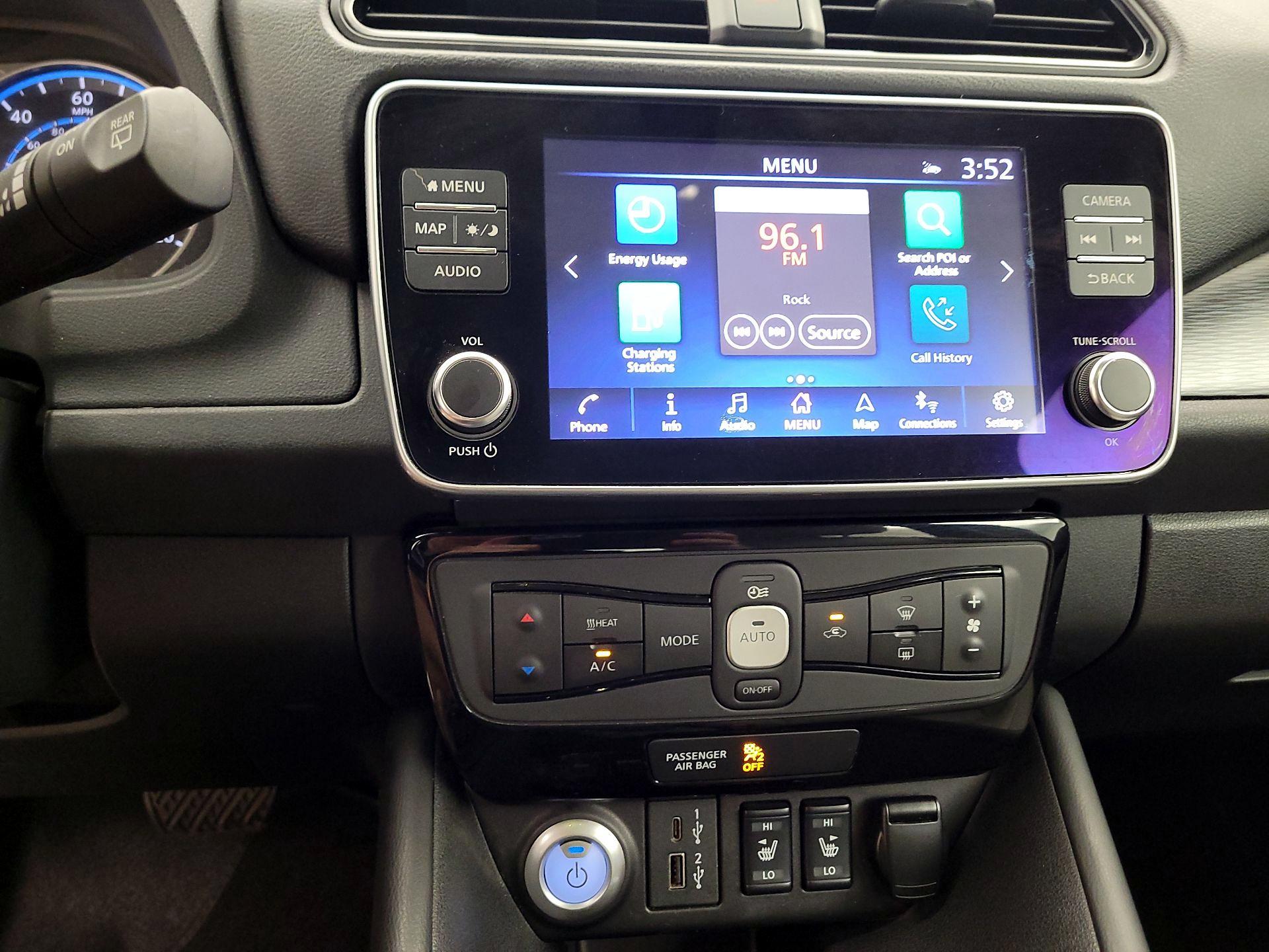 Thumbnail: 2021 Nissan Leaf - 16