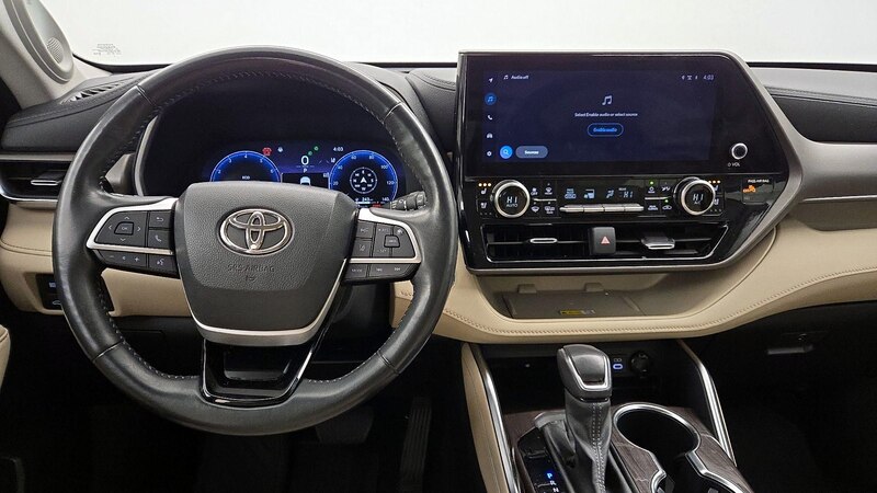 2023 Toyota Highlander Limited 9