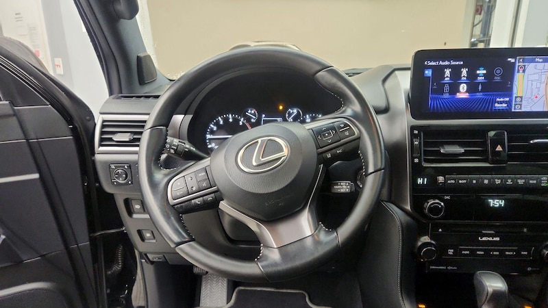 2022 Lexus GX 460 10