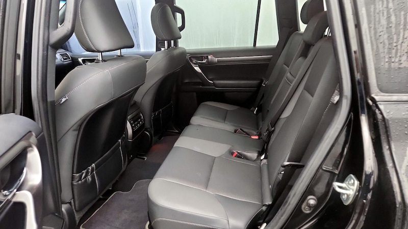 2022 Lexus GX 460 21