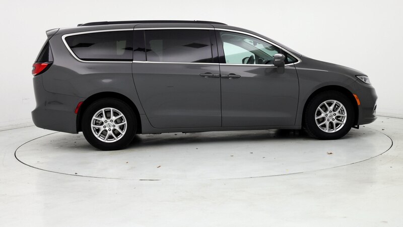 2022 Chrysler Pacifica Touring L 7