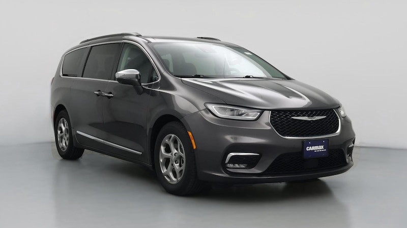 2022 Chrysler Pacifica Limited Hero Image