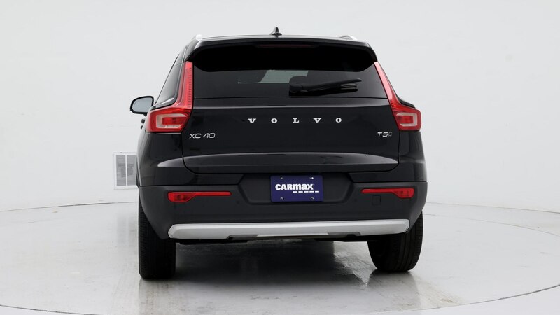 2021 Volvo XC40 T5 Momentum 6