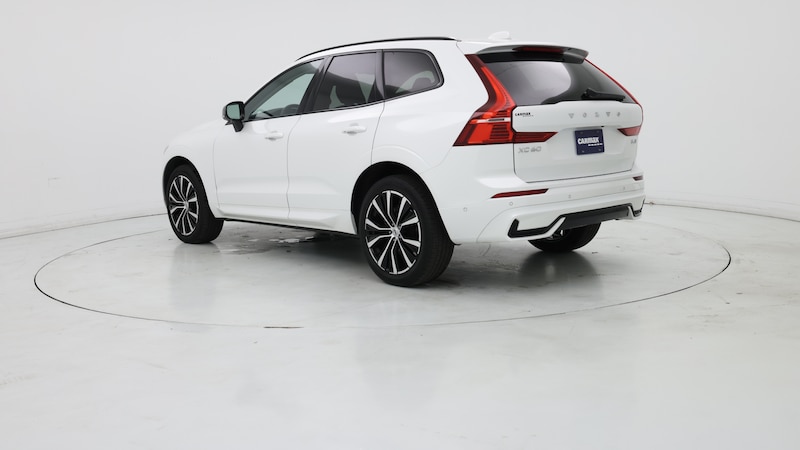 2024 Volvo XC60 B5 Plus 9