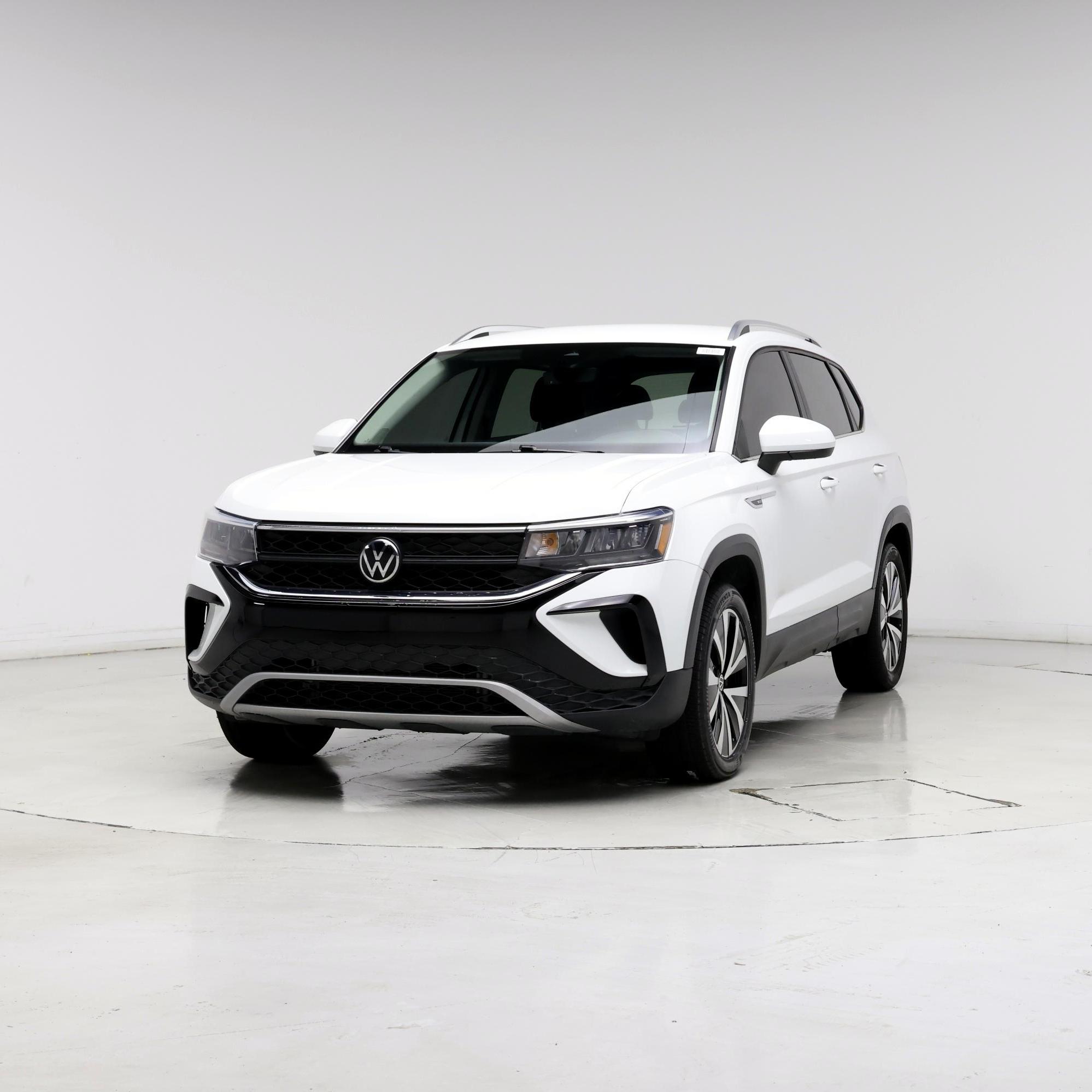 Thumbnail: 2022 Volkswagen Taos - 4