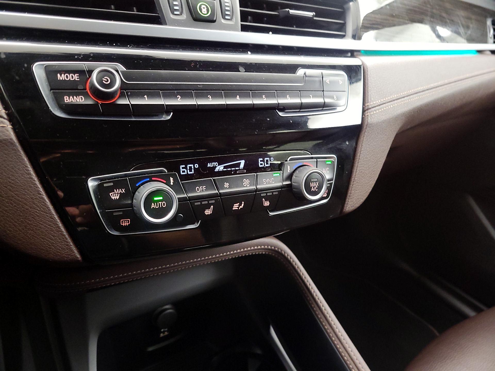 Thumbnail: 2021 BMW X1 - 17