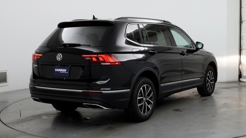 2020 Volkswagen Tiguan SE 8