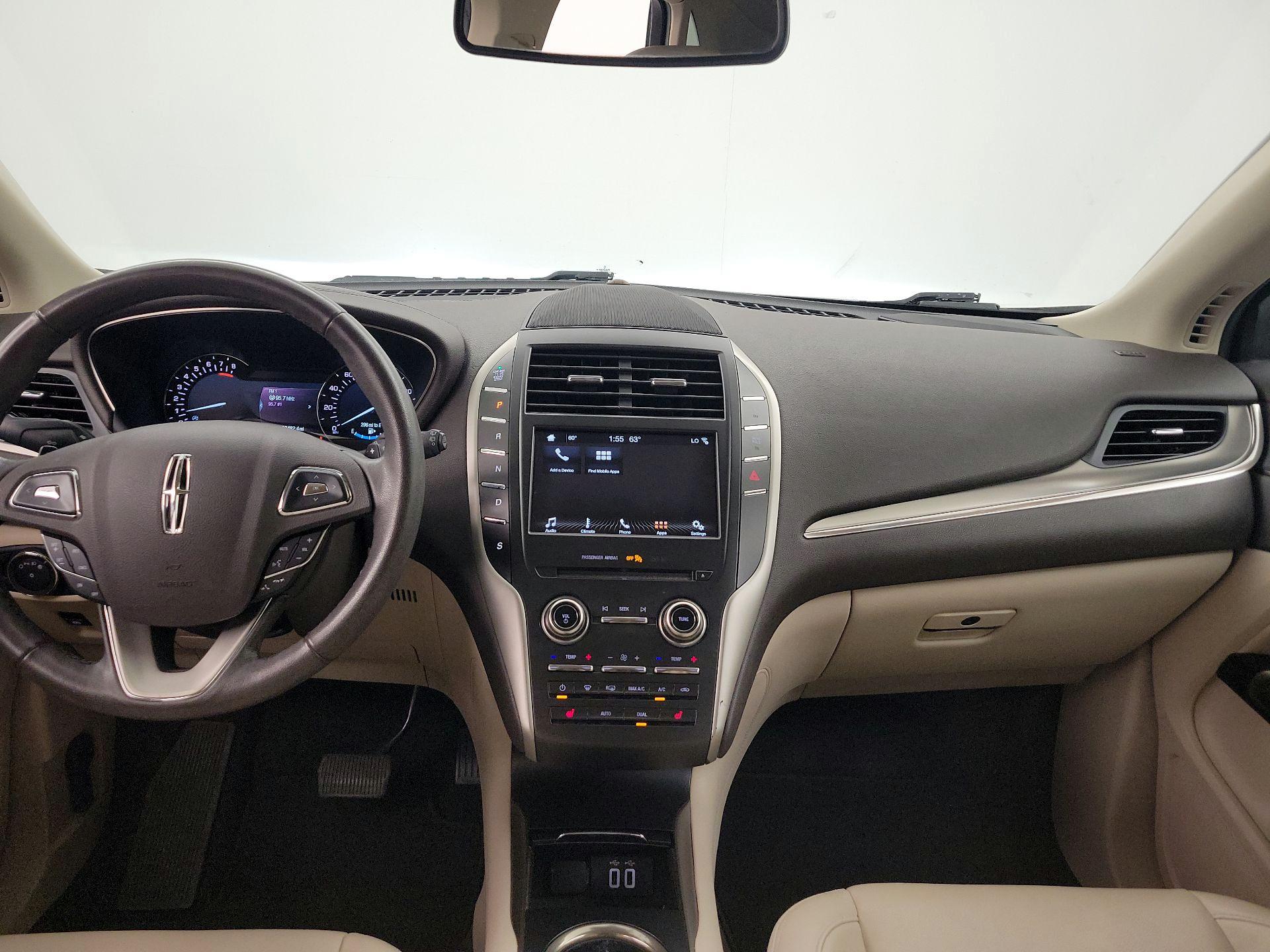Thumbnail: 2017 Lincoln MKC - 9