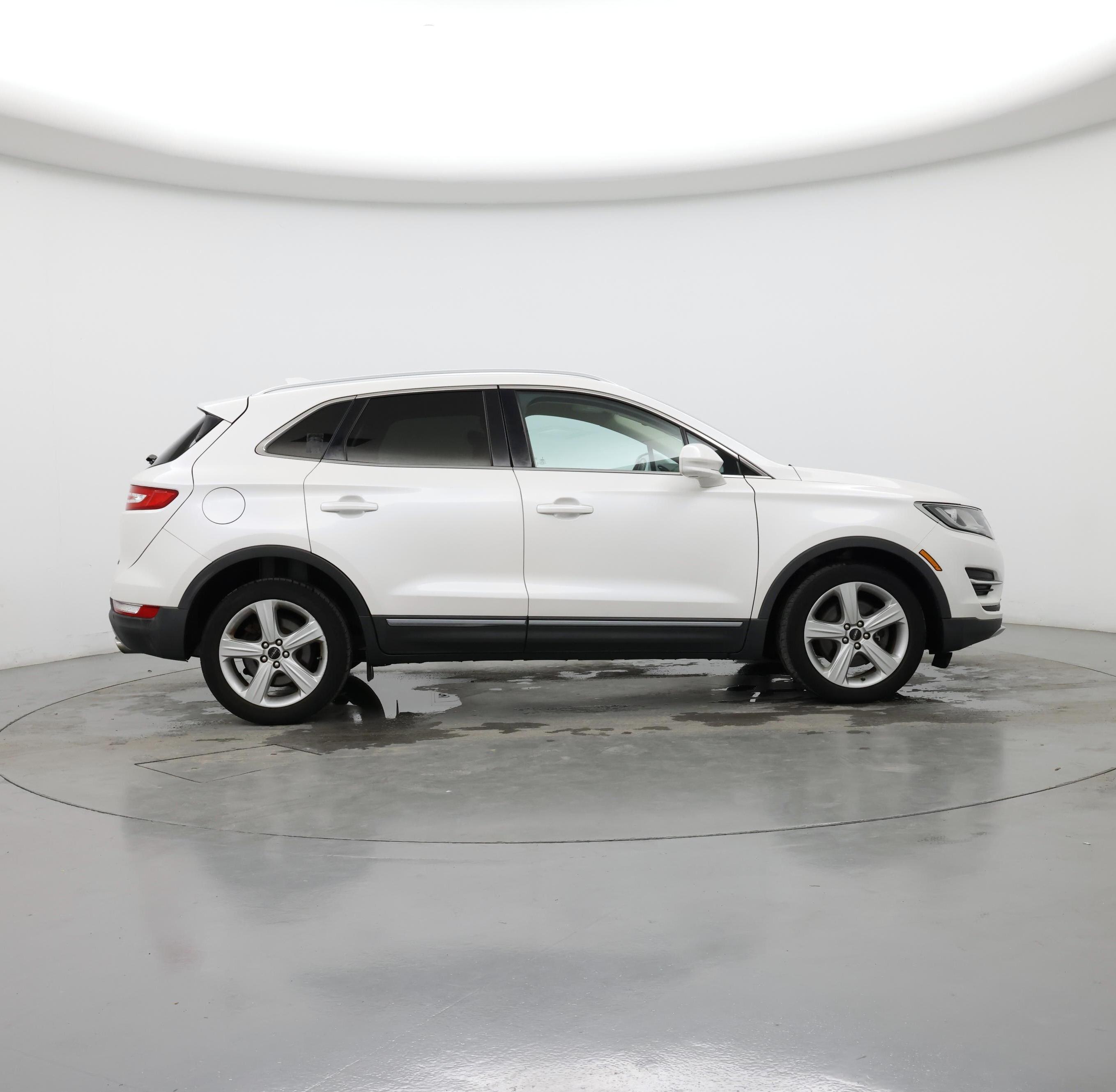 Thumbnail: 2017 Lincoln MKC - 7