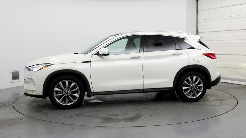 2021 INFINITI QX50 Essential 3
