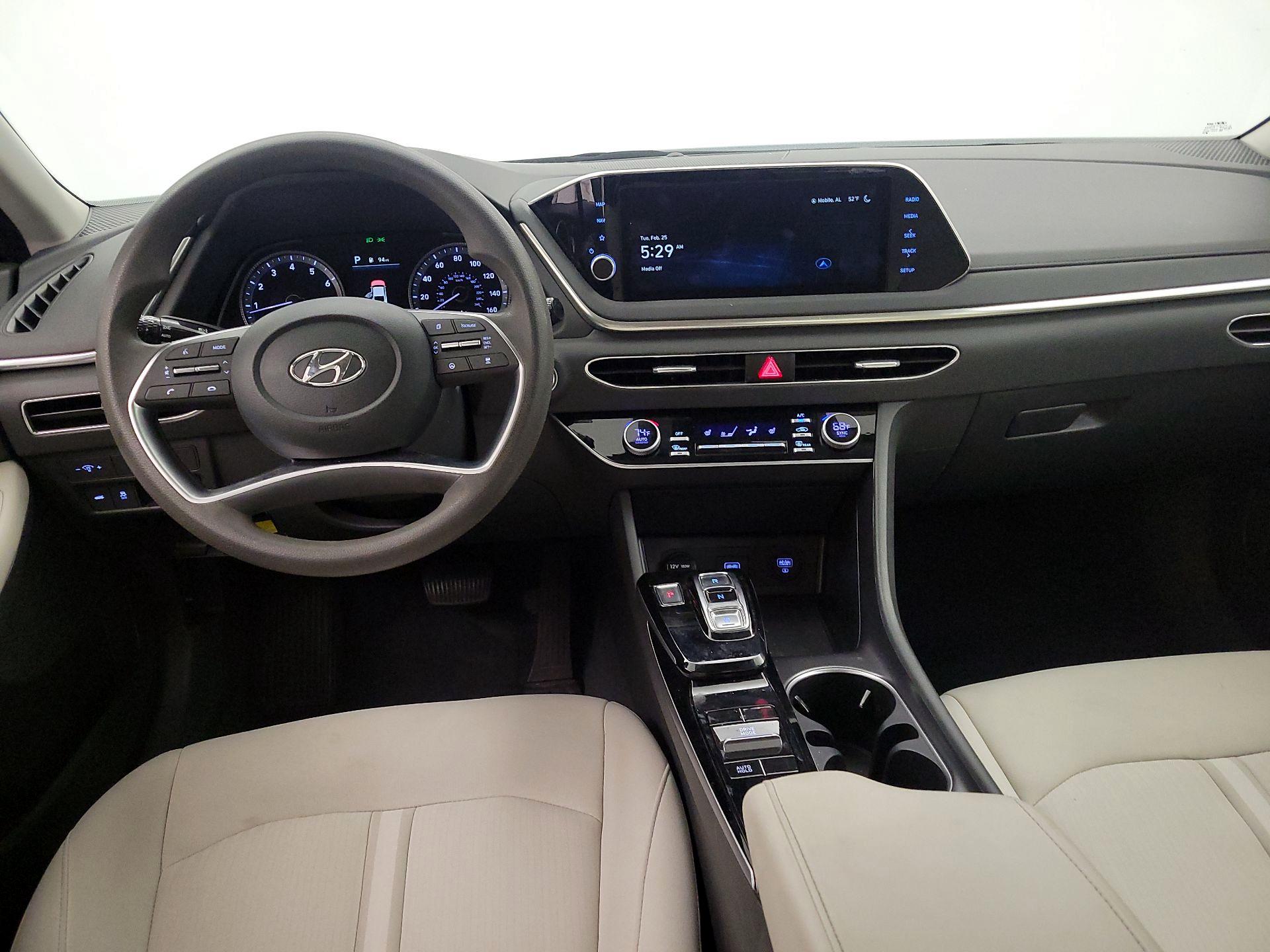 Thumbnail: 2023 Hyundai Sonata - 9