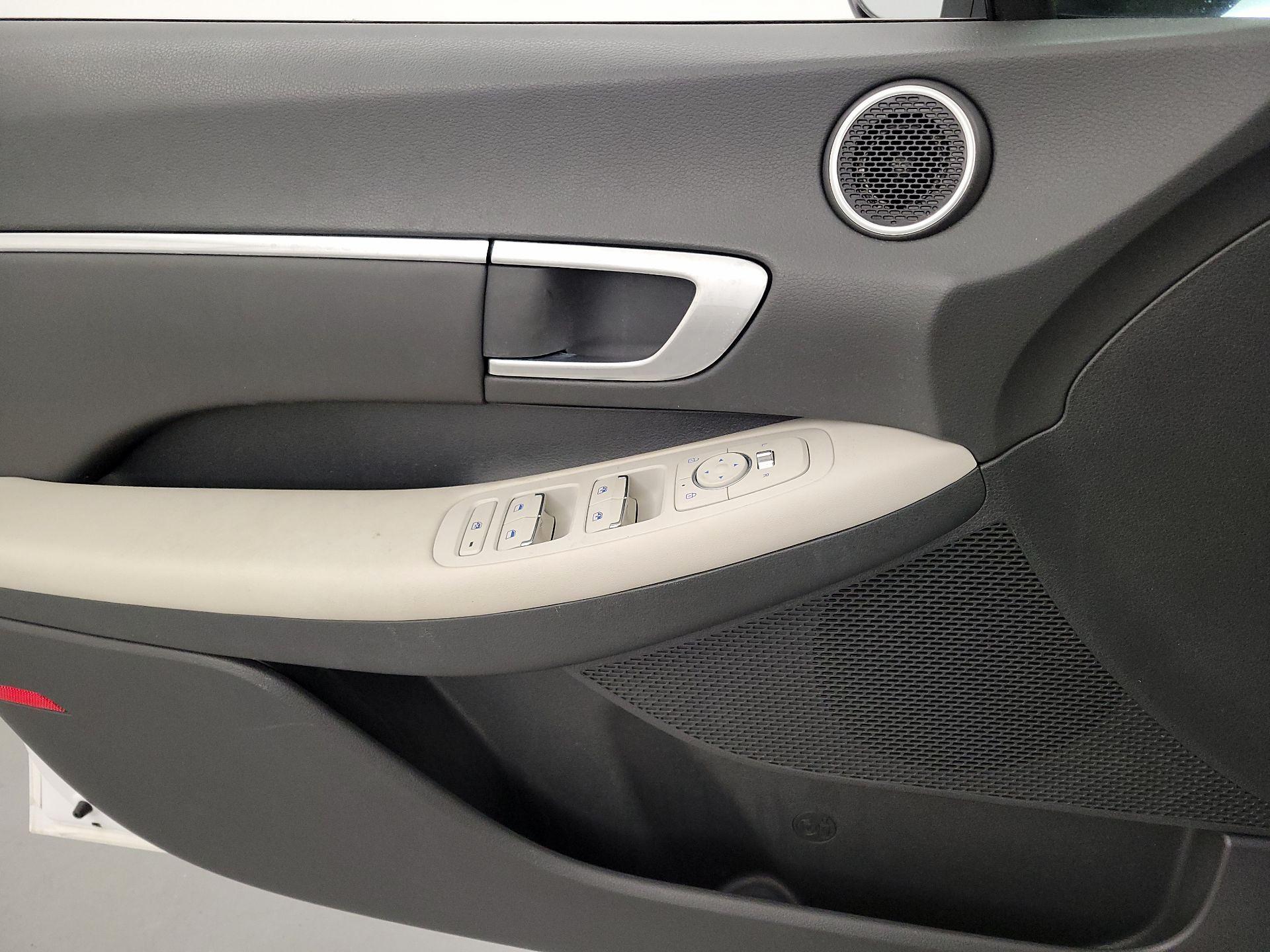 Thumbnail: 2023 Hyundai Sonata - 12