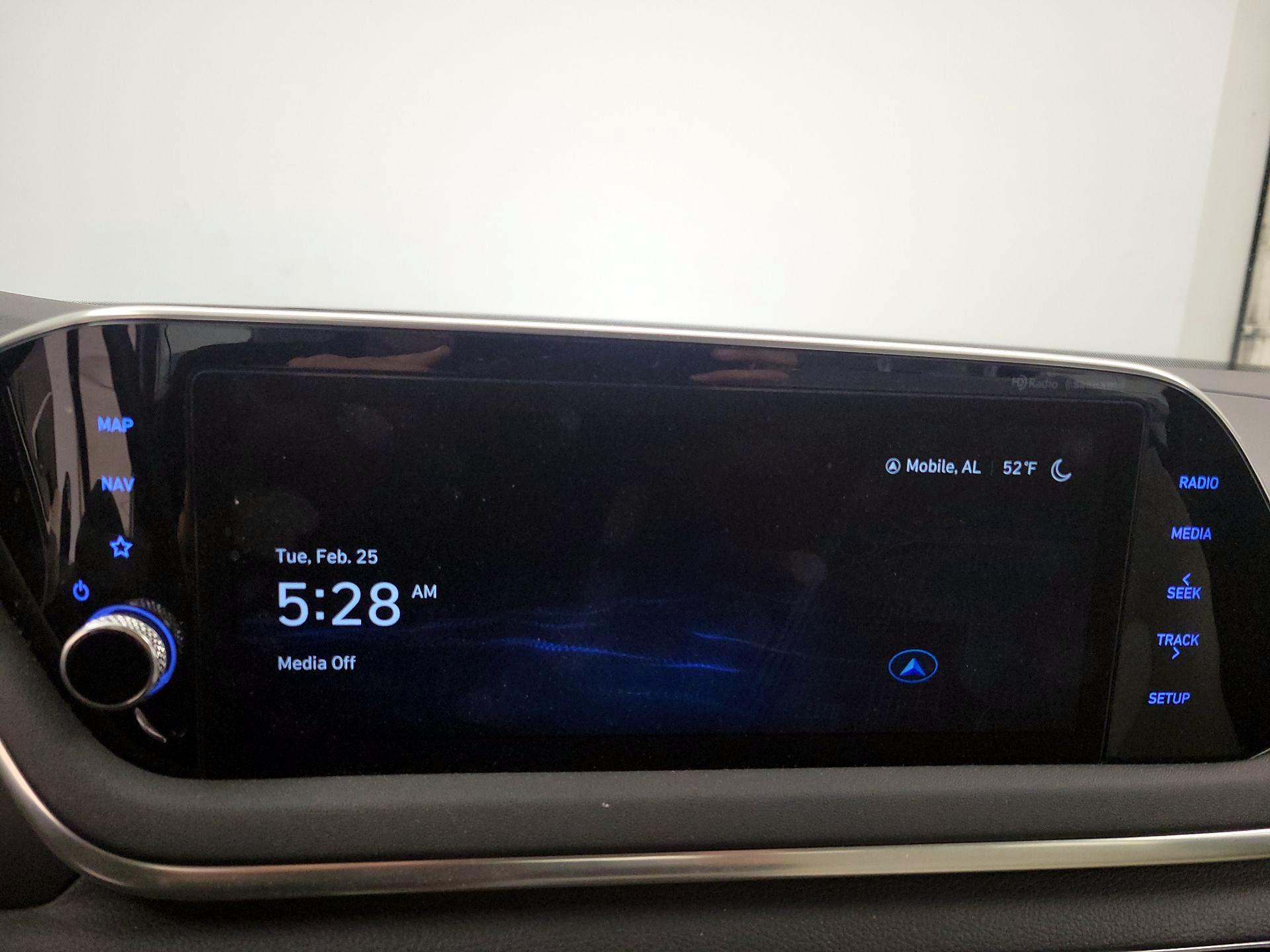 Thumbnail: 2023 Hyundai Sonata - 13