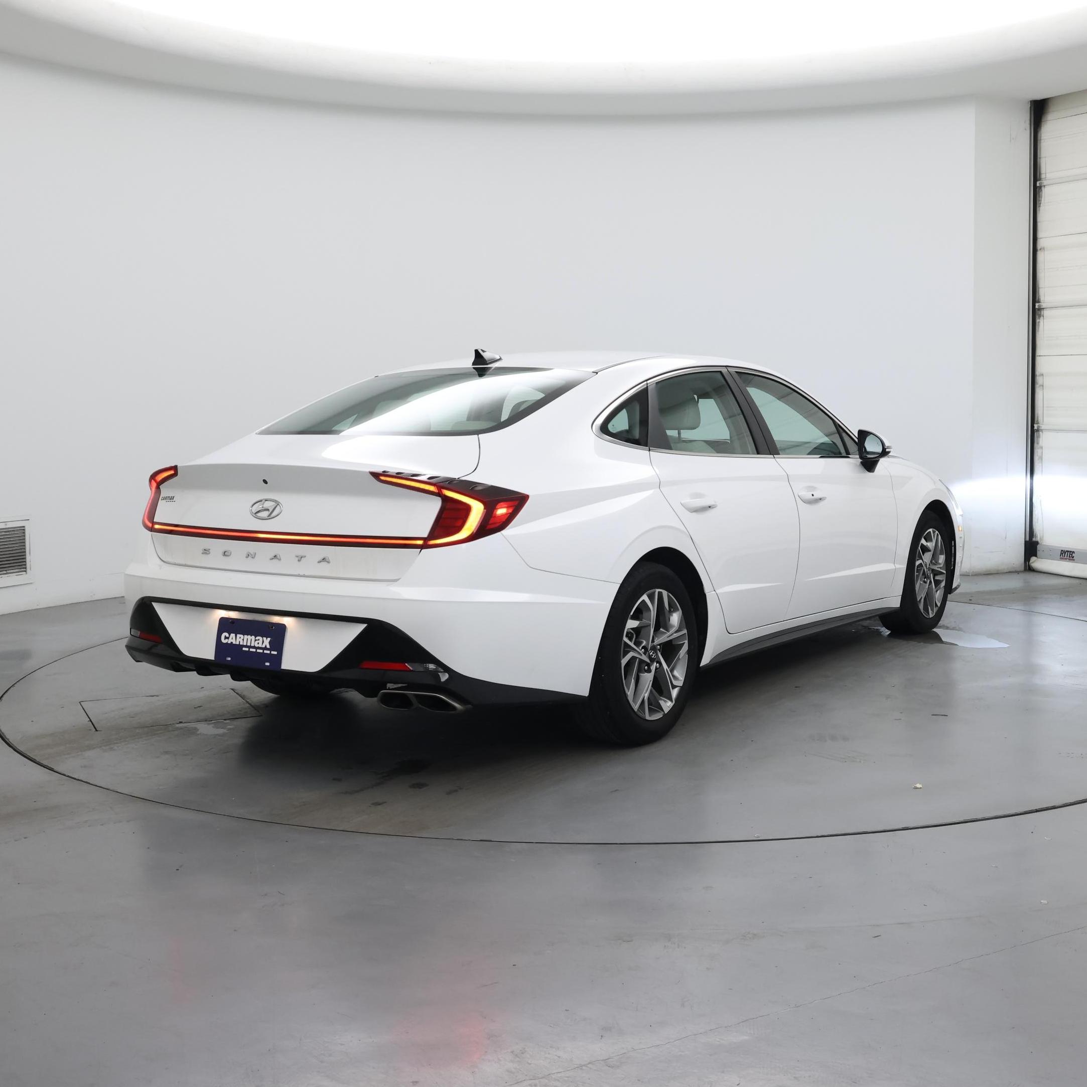 Thumbnail: 2023 Hyundai Sonata - 8