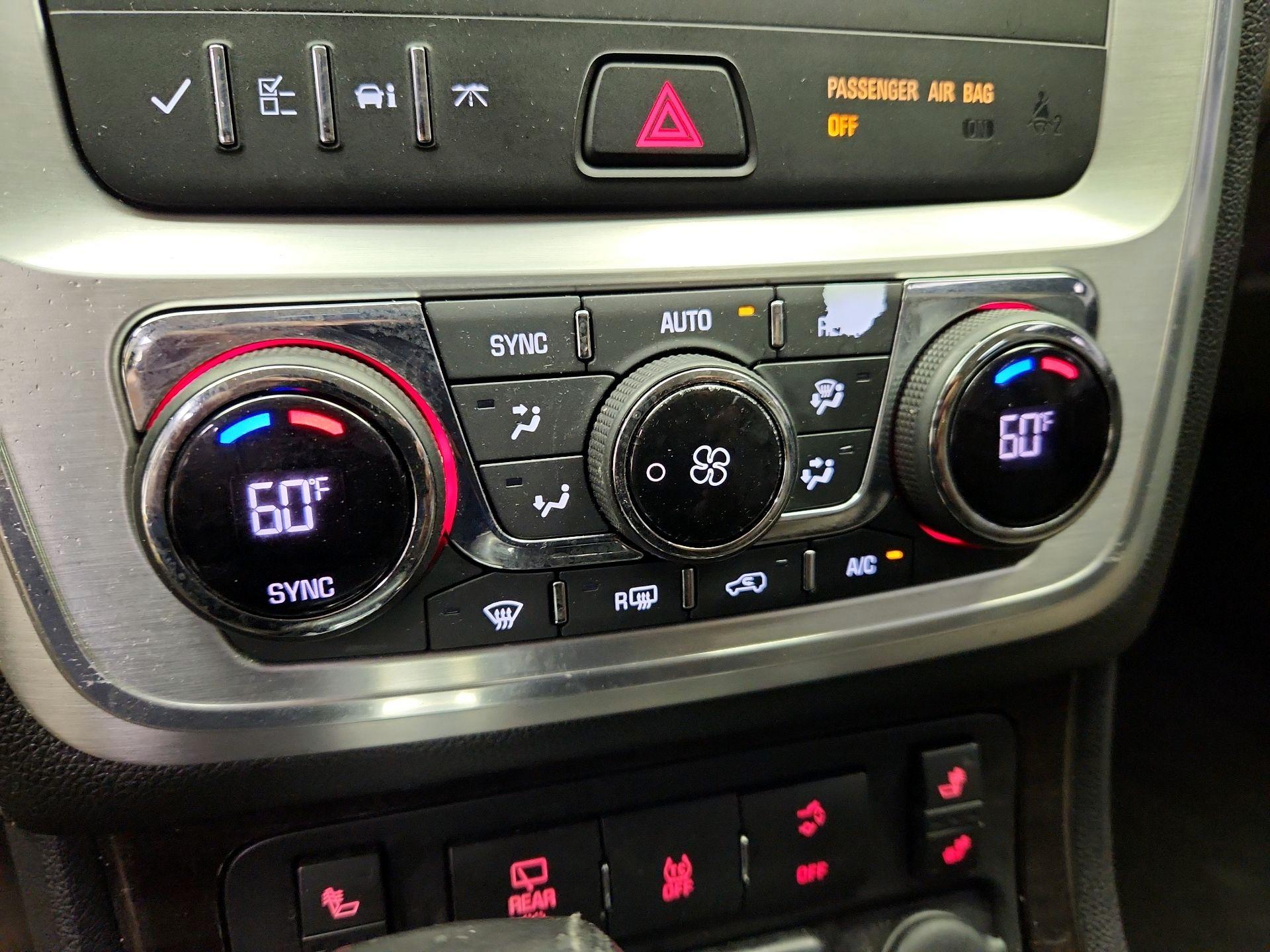 Thumbnail: 2016 GMC Acadia - 16