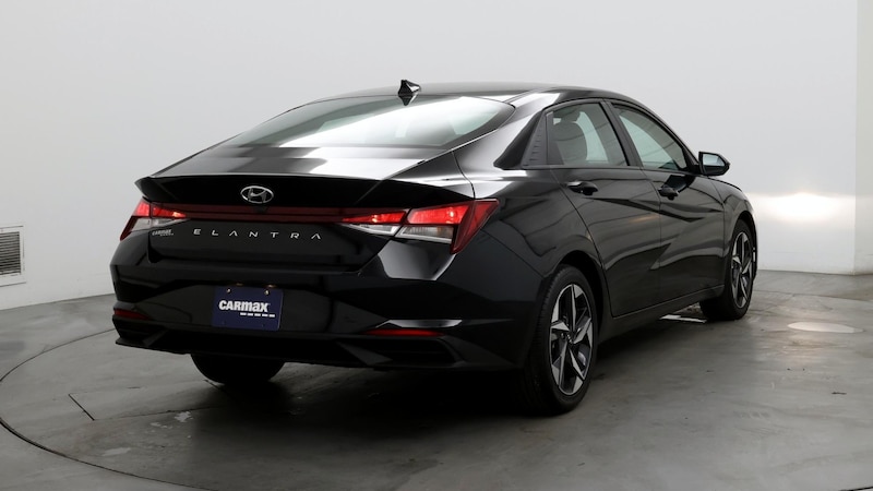 2023 Hyundai Elantra SEL 8