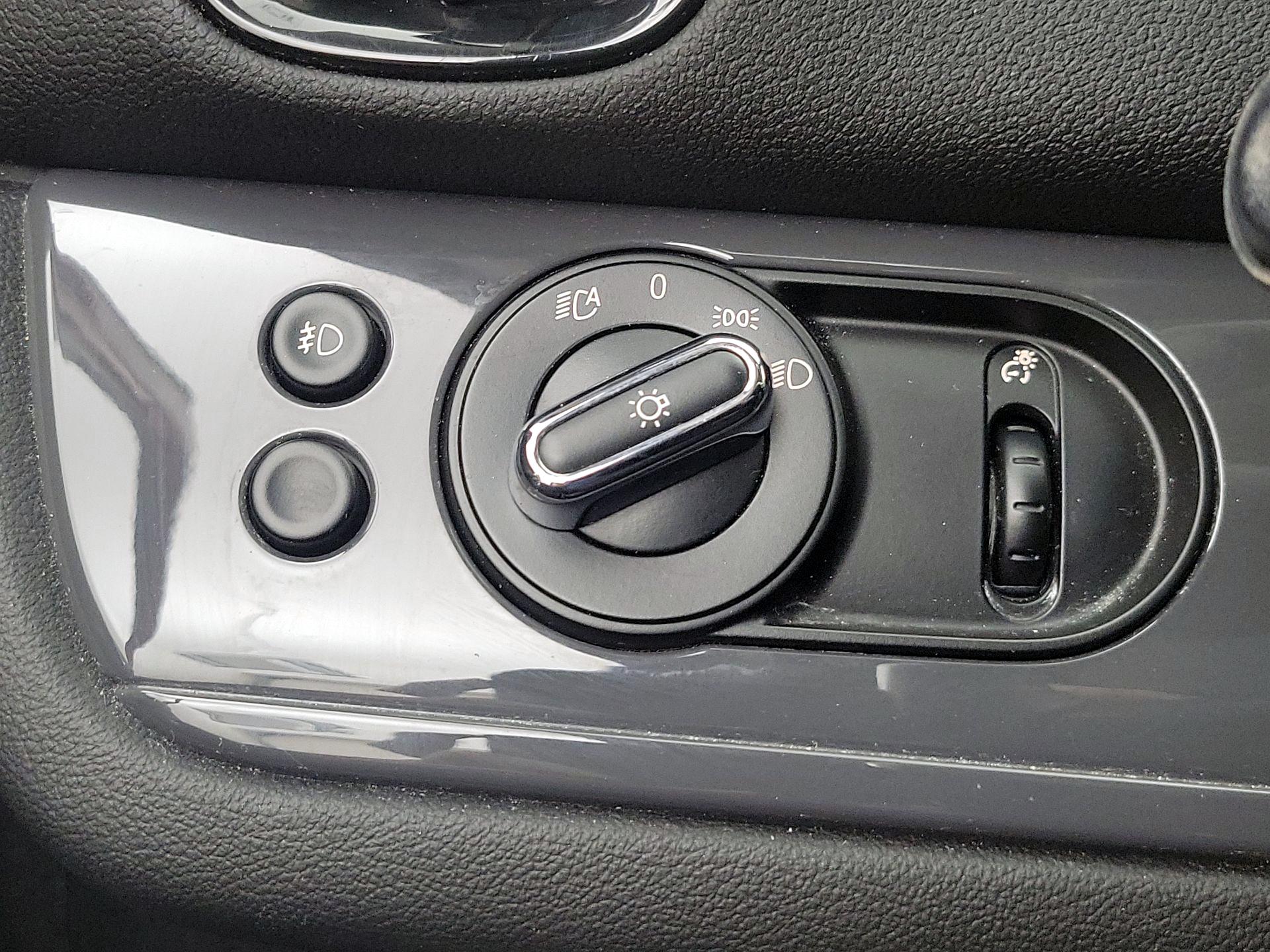 Thumbnail: 2019 MINI Cooper Countryman - 13