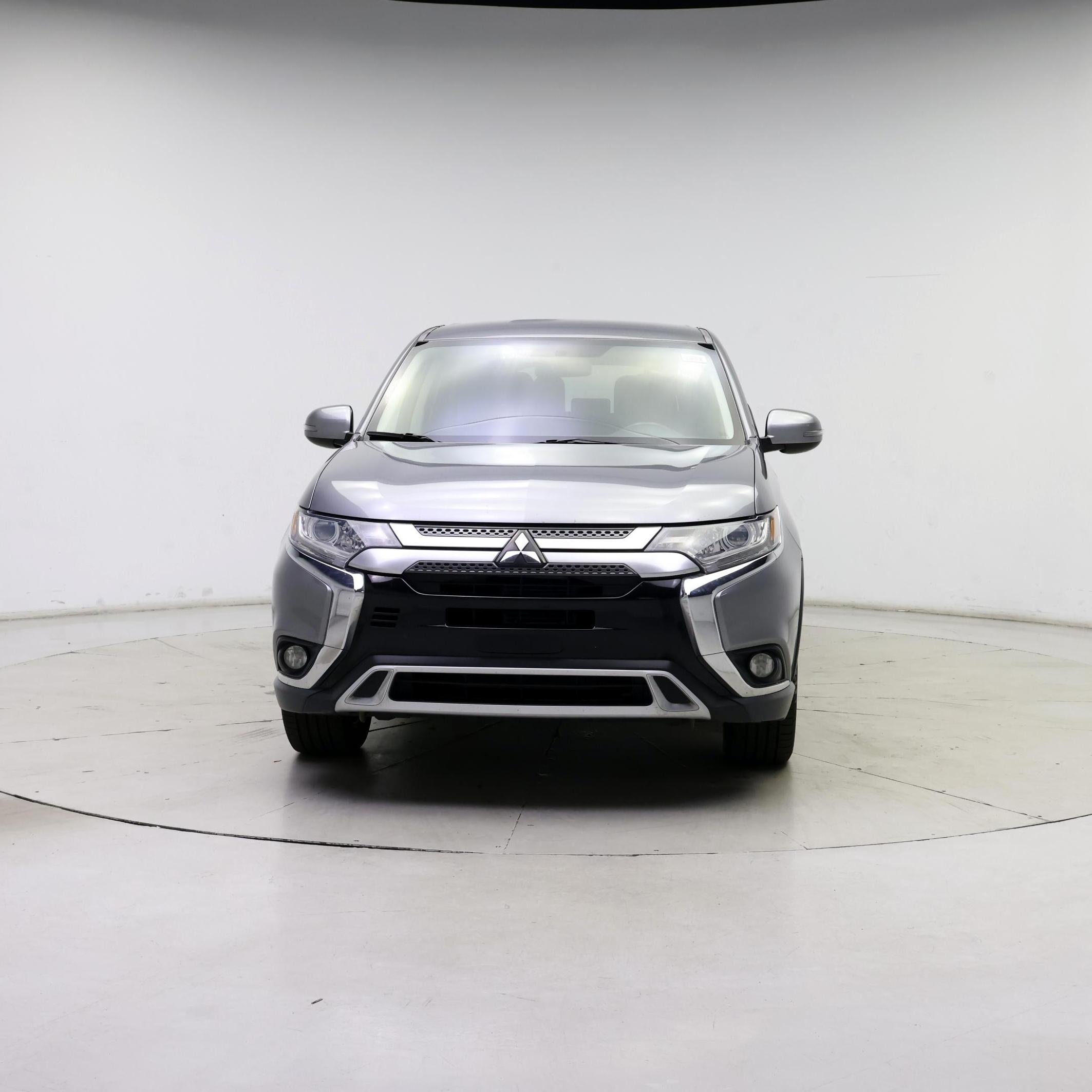 Thumbnail: 2019 Mitsubishi Outlander - 5