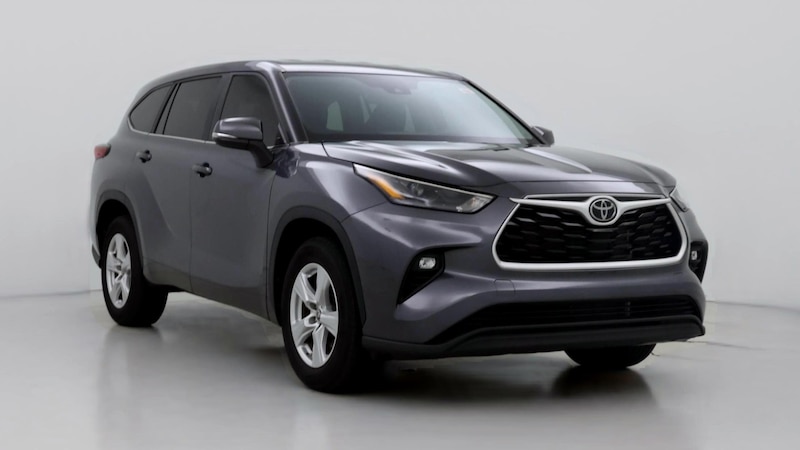 2023 Toyota Highlander LE Hero Image