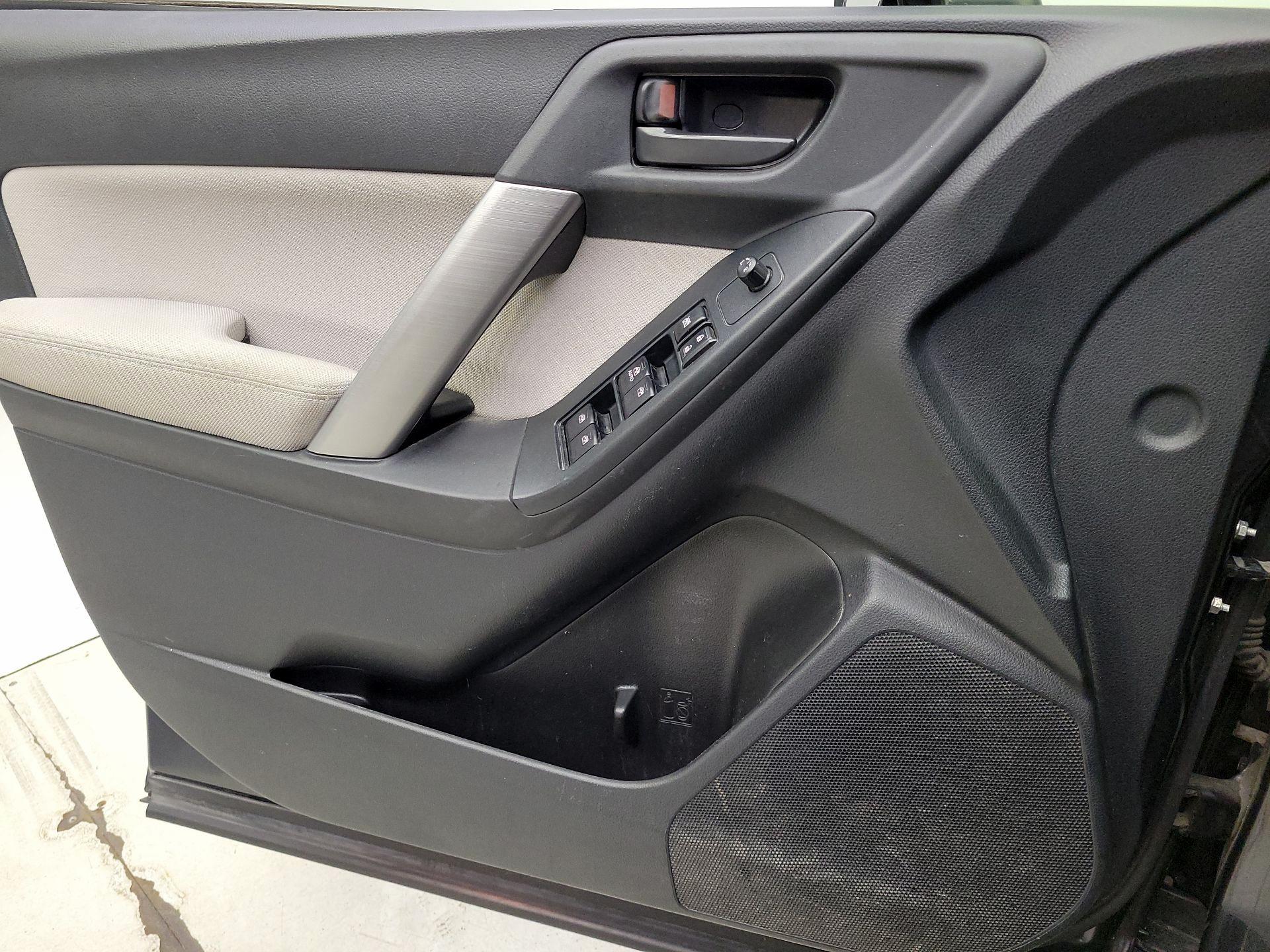 Thumbnail: 2014 Subaru Forester - 12