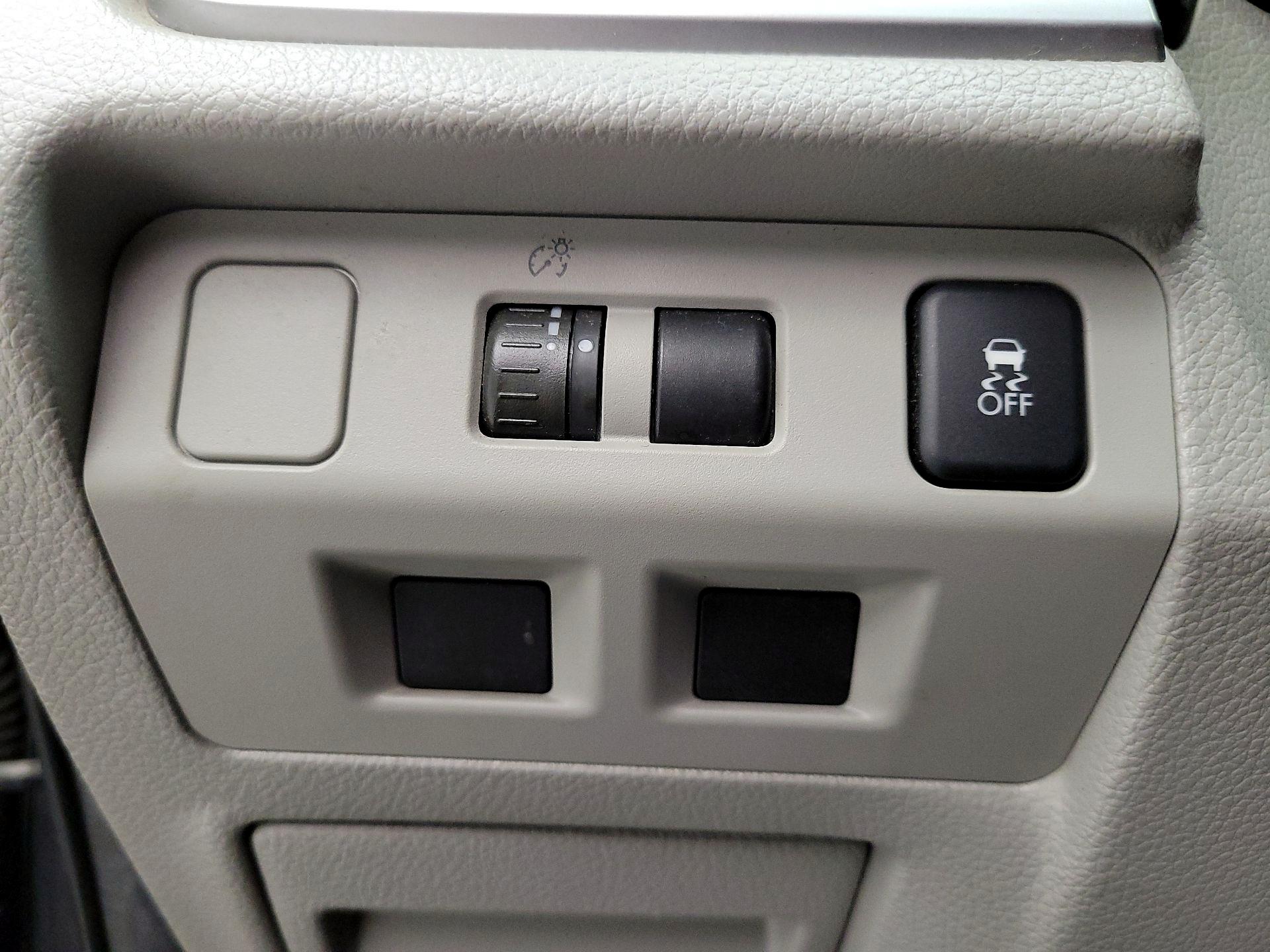 Thumbnail: 2014 Subaru Forester - 13