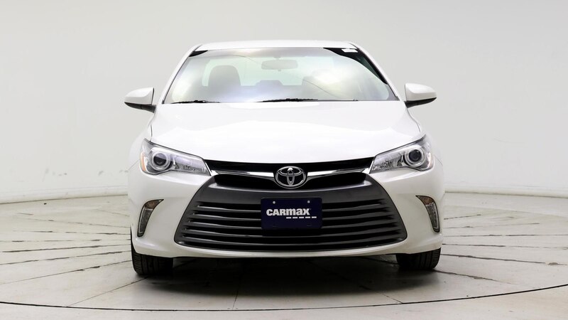 2016 Toyota Camry XLE 5