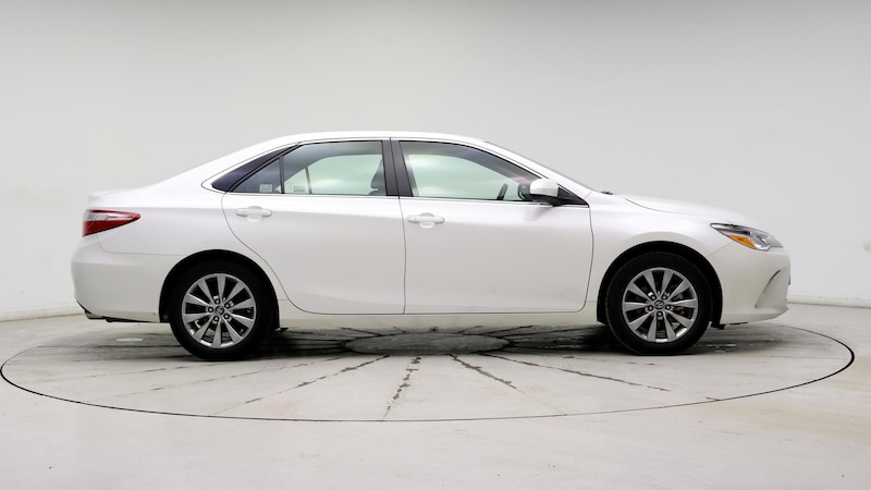 2016 Toyota Camry XLE 7